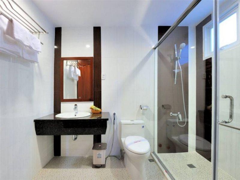 U And Me Hotel Tan Phong エクステリア 写真